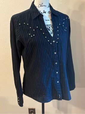 Wrangler Women’s Western Button-Down Shirt Medium